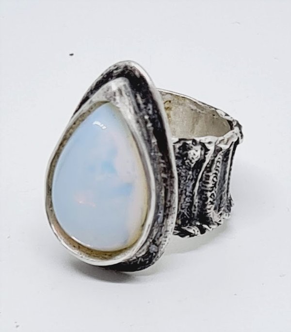 Cabochon natuursteen Opal. Druppel vorm 12*16 mm. Verpakt per 2 stuks
