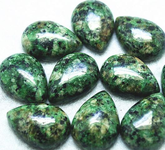Cabochon african turquoise cabochon. Drup 14*10 mm